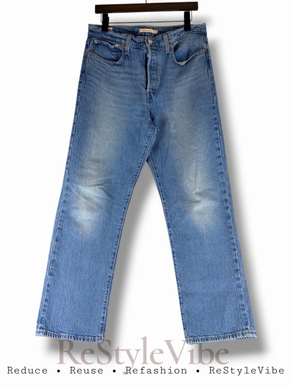 LEVI’S Women’s Size 31 Denim Jeans Wedgie Straight Fit Button Fly 501 Red Tab